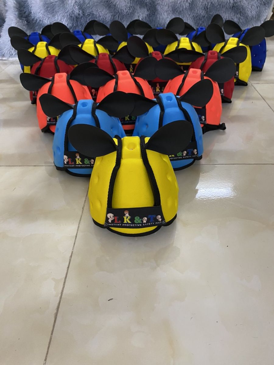 Mũ có tai gấu 2 bên