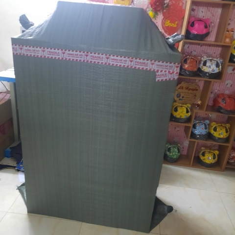 Xuất hàng cho khách