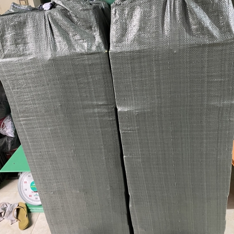 Xuất hàng cho khách