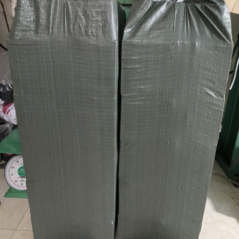 Xuất hàng cho khách